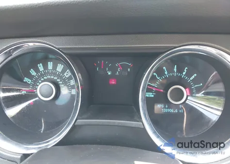 2013 Ford Mustang V6 z USA, uszkodzony, nr VIN 1ZVBP8AM5D5218722